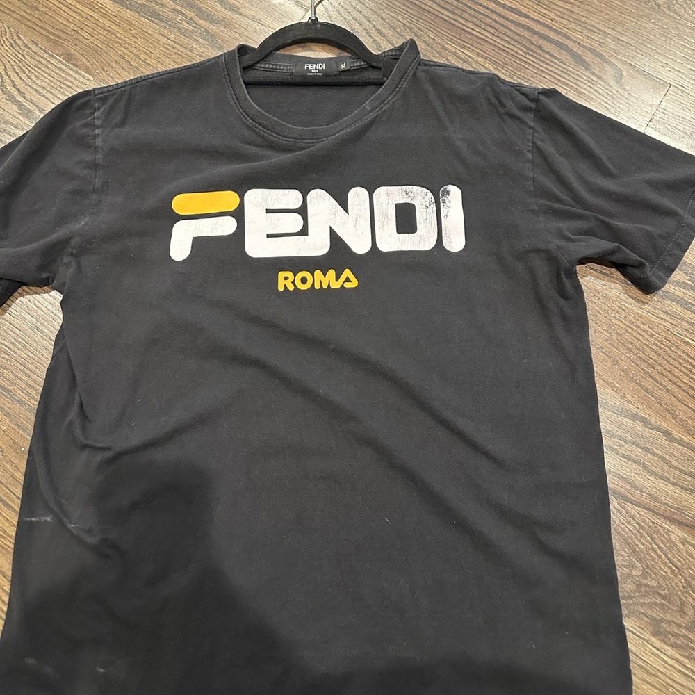Fendi T shirt